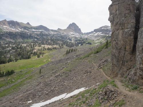 Descending into Alaska Basin