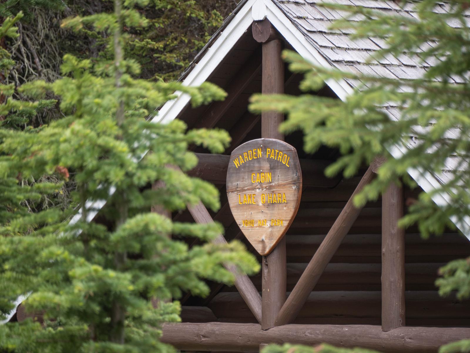 The warden hut by the day shelter